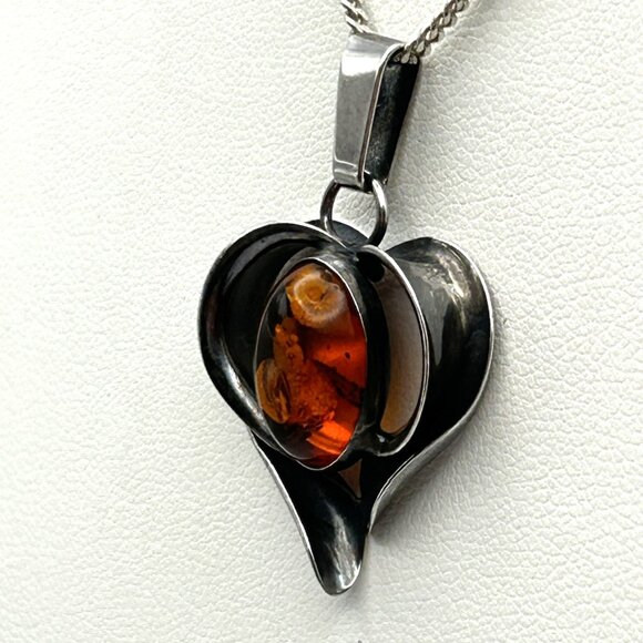 Vintage Baltic Amber Heart Pendant Necklace Sterling Silver 925 17” Chain - Picture 13 of 15